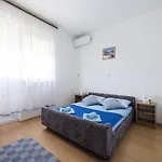 Apartamento In Near Paklenica Park