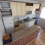 Apartamento In Near Paklenica Park Starigrad Paklenica