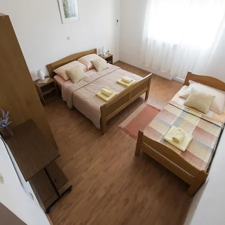 Апартаменты In Near Paklenica Park Стариград-Пакленица