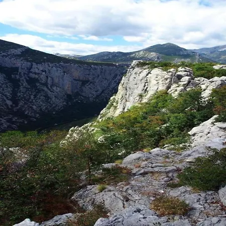 In Near Paklenica Park Апартаменты