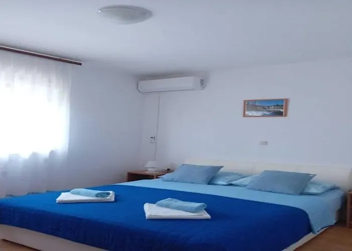 דירה In Near Paklenica Park סטאריגרד-פקלניצה